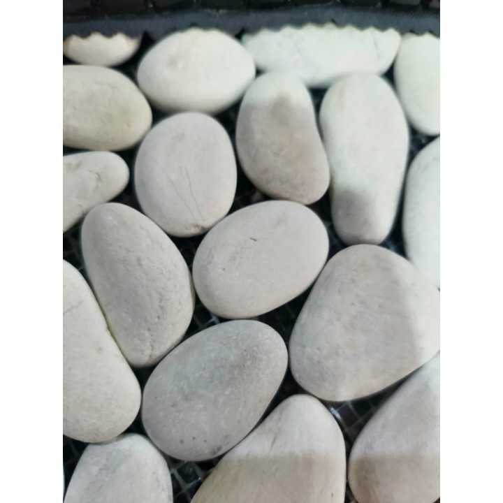Piedra blanca en malla 29x29 cm para piso o pared